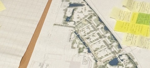 schetsontwerp met post-its